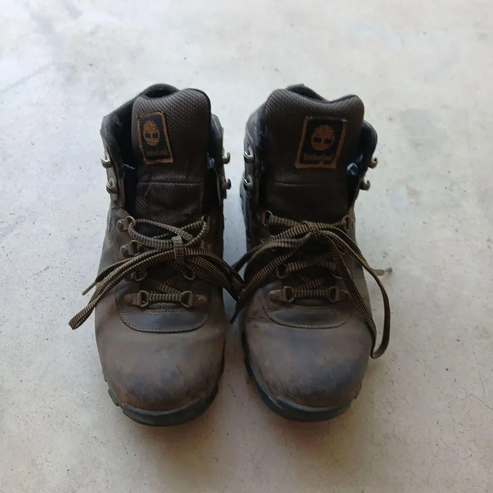 Timberland Men's Navy and Black Boots